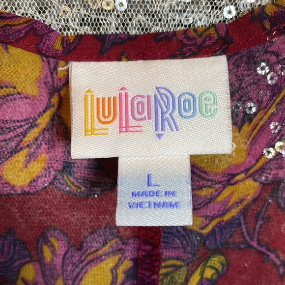 Sheer woman’s cover up - Picture 4 of 4